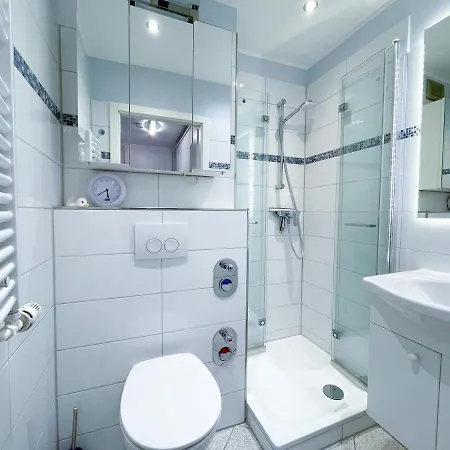 Apartman Derzeit Beliebt - Phaenomenaler Ausblick Auf Binnen- Und Ostsee